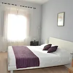 At Home Bed And Breakfast